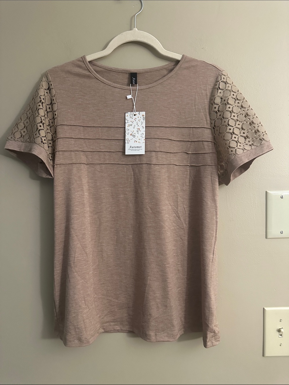 Autumn Knit Tee with Lace Sleeves in Taupe